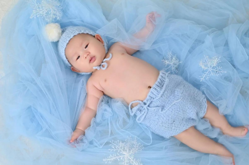 平顶山宝宝间歇性斜视